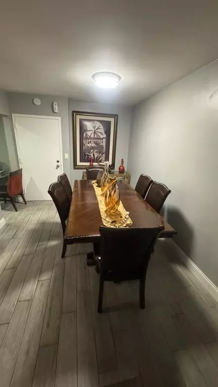 Oakland Park, FL 33309,Address not disclosed