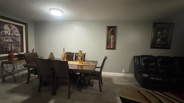 Oakland Park, FL 33309,Address not disclosed