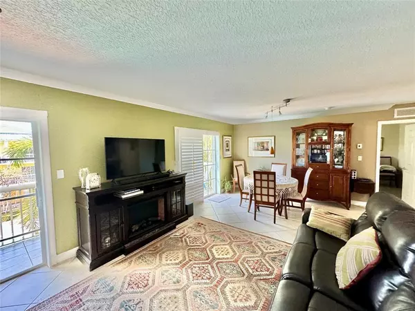 Fort Lauderdale, FL 33301,151 NE 16th Ave #367