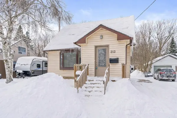 213 Mason BLVD, Halton Hills, ON L7J 1A7