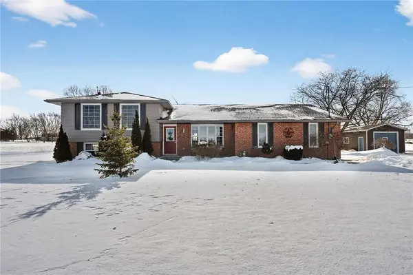 6140 Sixteen RD, West Lincoln, ON L0R 2A0