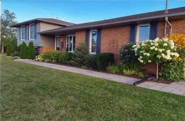 West Lincoln, ON L0R 2A0,6140 Sixteen RD