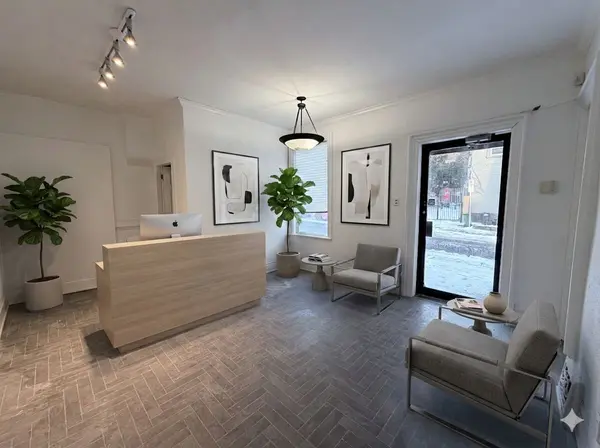 276 Main ST W #1, Hamilton, ON L8P 1J8