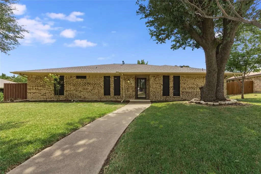 Desoto, TX 75115,642 Ray Avenue