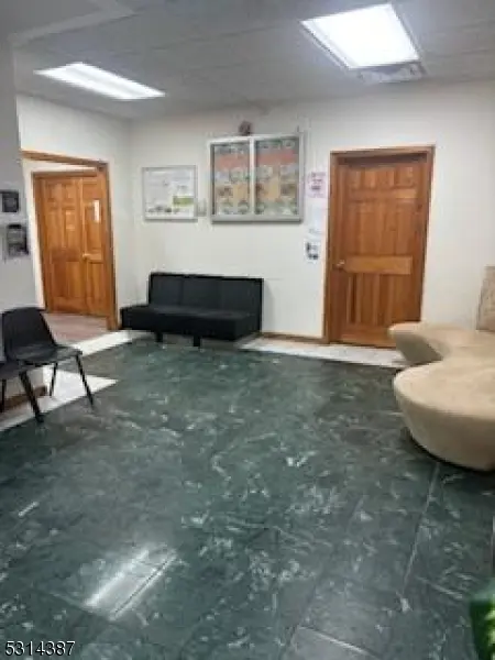 East Orange City, NJ 07017,220 S Harrison St