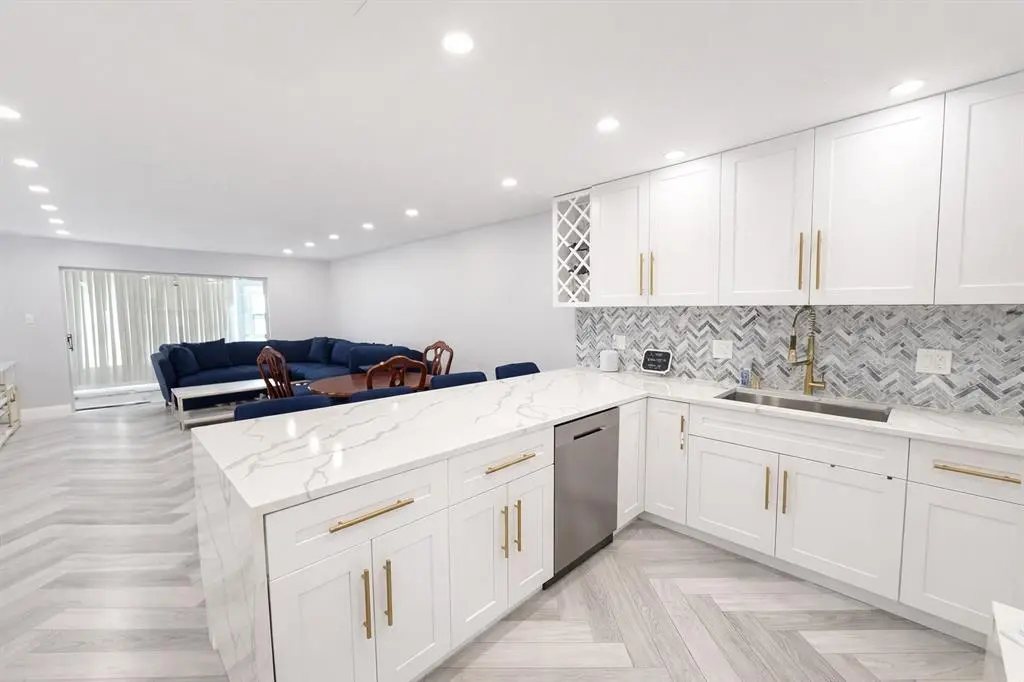 Margate, FL 33063,7300 NW 5th Pl #103