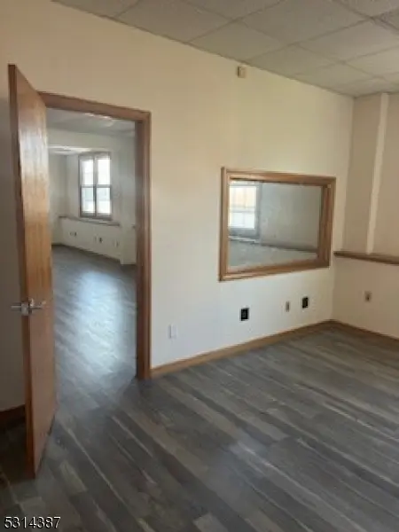 East Orange City, NJ 07017,220 S Harrison St