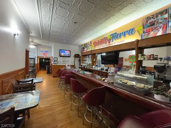 Union City, NJ 07087,3717 Kennedy Blvd