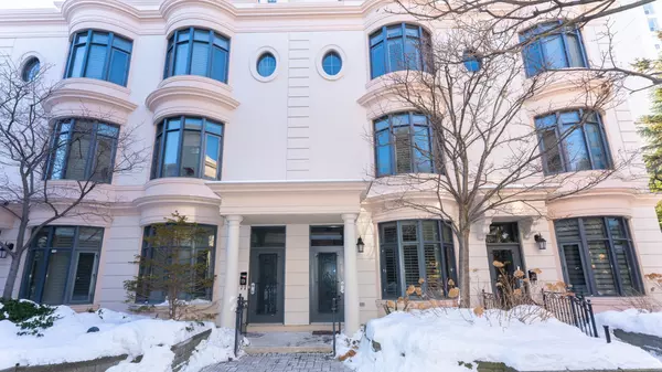 Toronto C15, ON M2K 3E8,27 Elkhorn DR #18