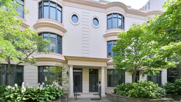 Toronto C15, ON M2K 3E8,27 Elkhorn DR #18