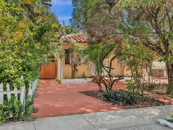 Hollywood, FL 33020,1930 Pierce St