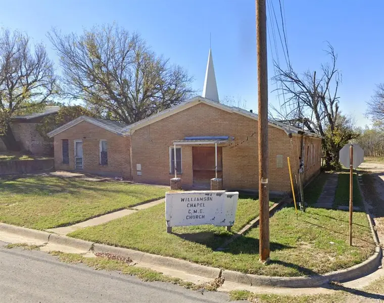 601 Robert Avenue, Breckenridge, TX 76424