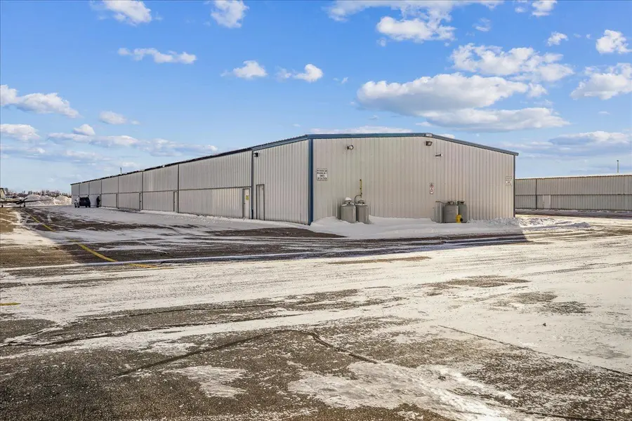 441 Aviator LN #24  Building 7, Oshawa, ON L1J 0B8