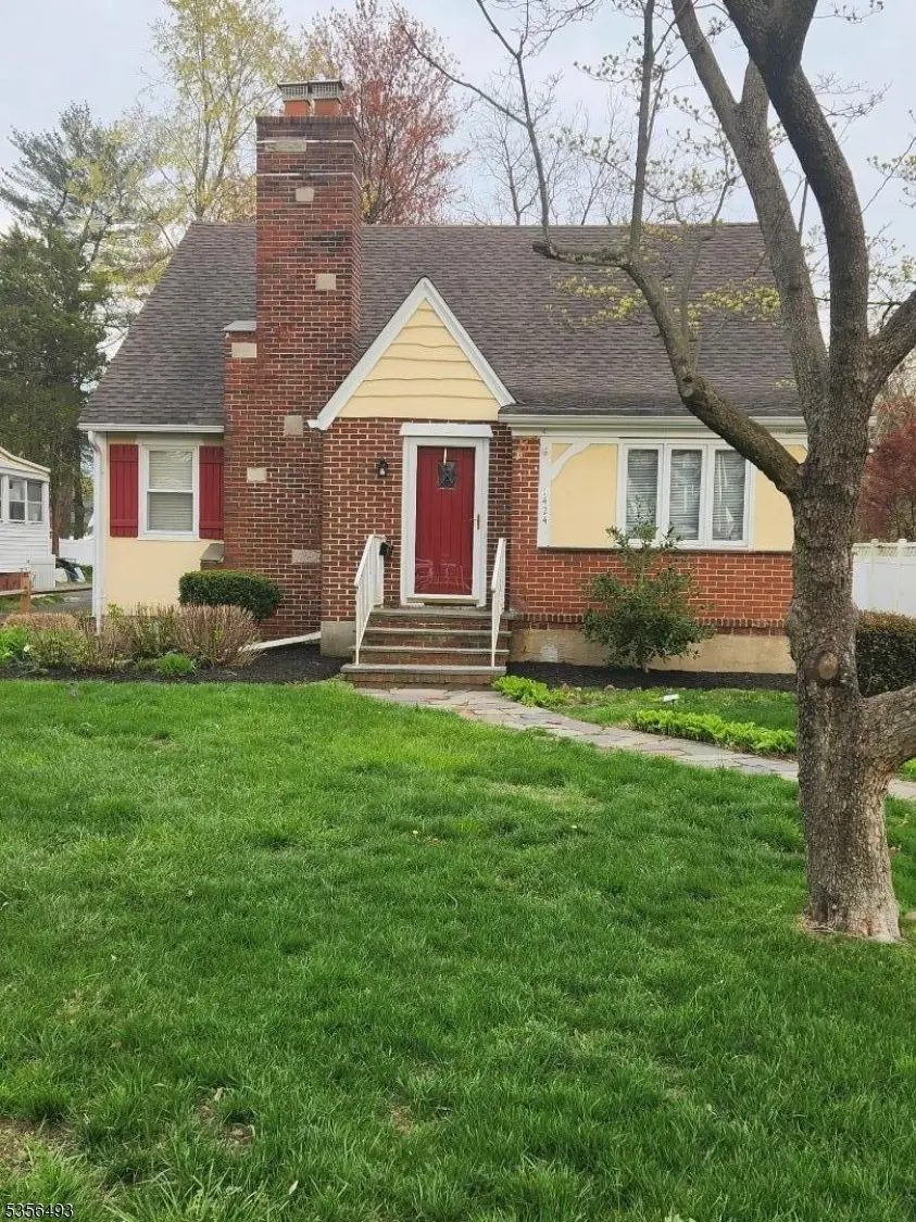 Plainfield City, NJ 07062,1424 E Front St #2