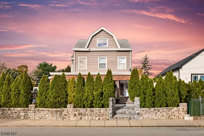 Totowa Boro, NJ 07512,190 Totowa Rd