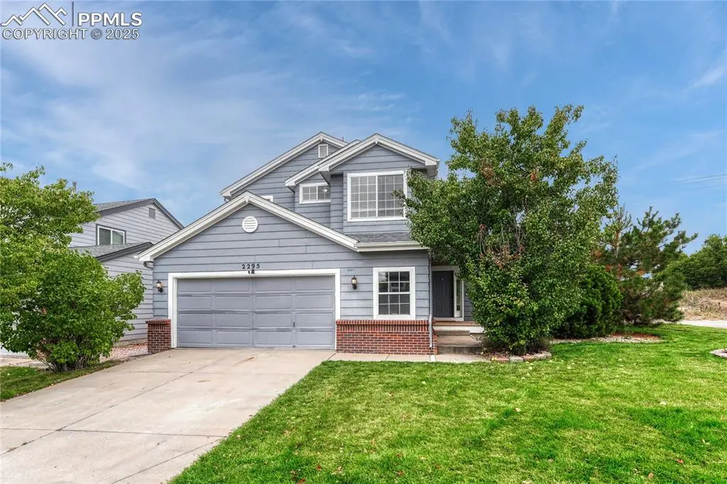 2295 Sandhurst DR, Castle Rock, CO 80104