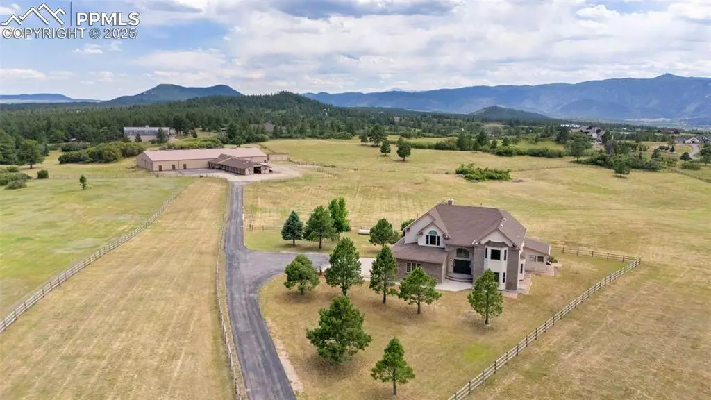 Larkspur, CO 80118,1680 Elk View RD