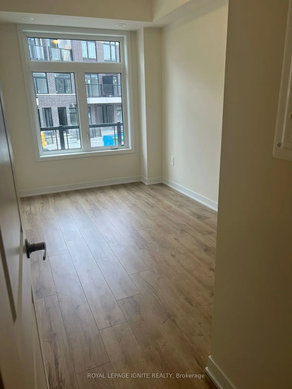 Pickering, ON L1V 0H1,755 Omega DR #227