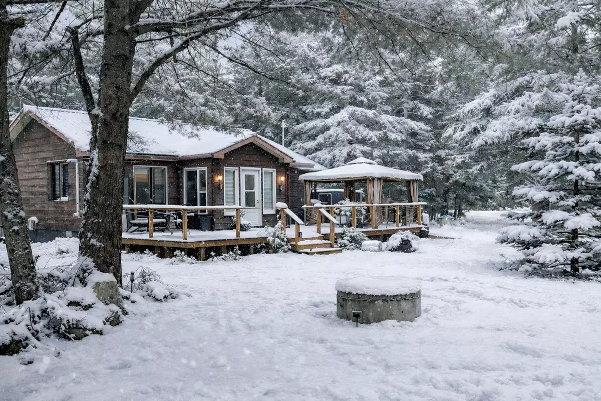 Frontenac, ON K0H 2G0,1151 Harlowe Road, R.R. #1 N/A