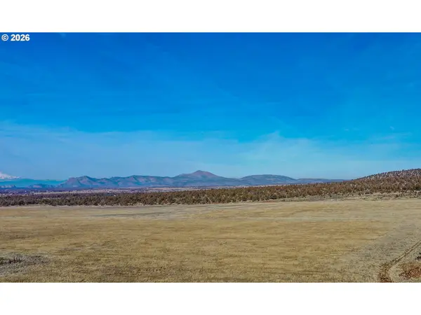 2 SW Wiley RD, Powell Butte, OR 97753