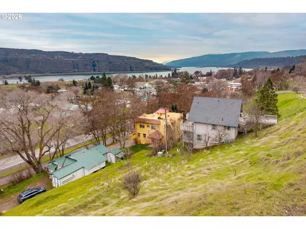 Lyle, WA 98635,812 KLICKITAT ST