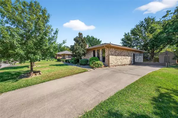 Sherman, TX 75092,1610 Idlewood Drive