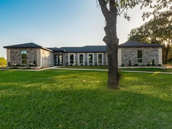 133 Crestview Drive, Corsicana, TX 75109