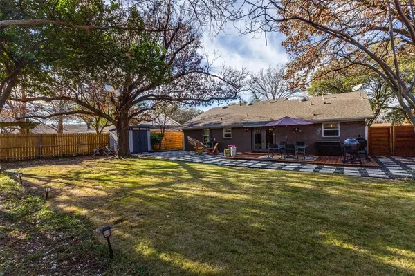 Dallas, TX 75238,11147 Paddock Circle