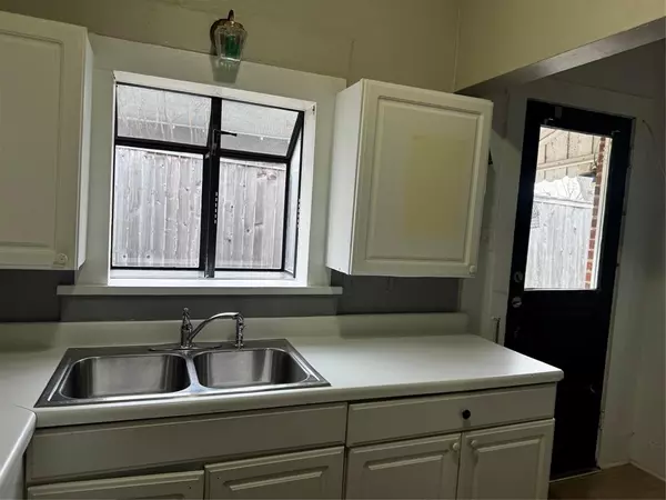 Fort Worth, TX 76107,4011 Lafayette Avenue