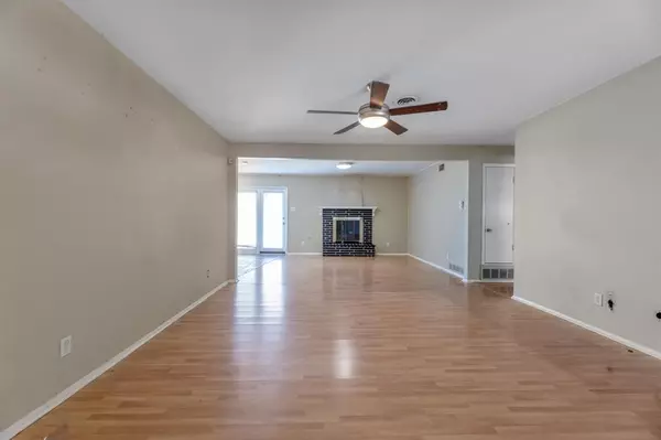 Richardson, TX 75080,518 Worcester Way