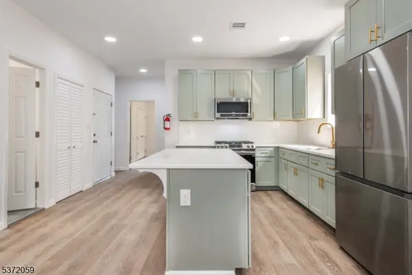 Irvington Twp., NJ 07111,64 Grace Street #1