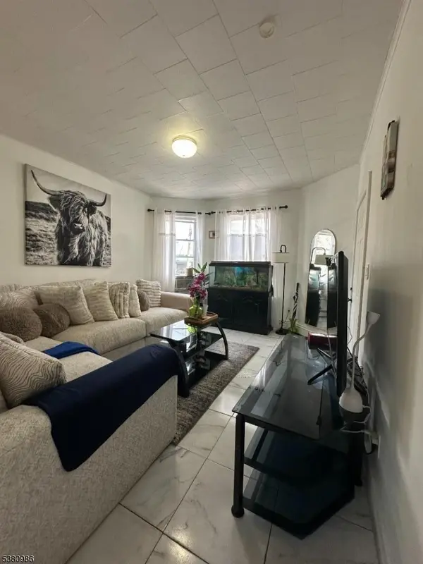 Paterson City, NJ 07514,466 E 25Th St