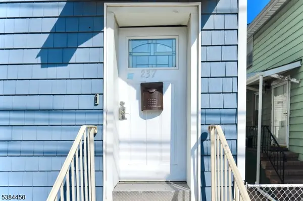 Elizabeth City, NJ 07202,237 South St