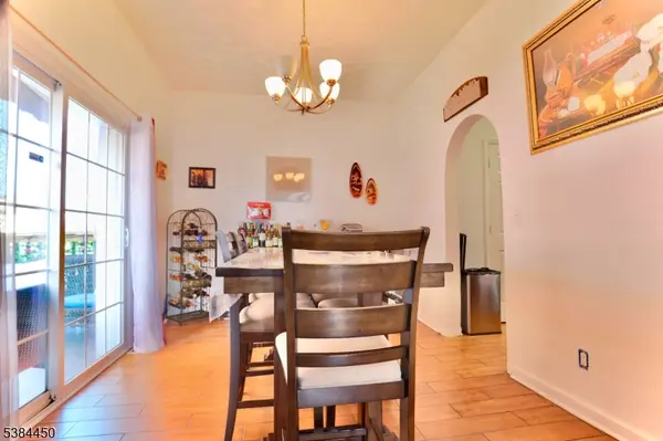 Elizabeth City, NJ 07202,237 South St