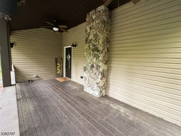 11 Hirams Grove Rd, Sandyston Twp., NJ 07826