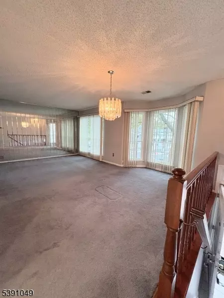 Newark City, NJ 07103,77 Howard St