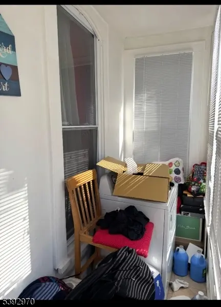 38 Emmet St, Newark City, NJ 07114