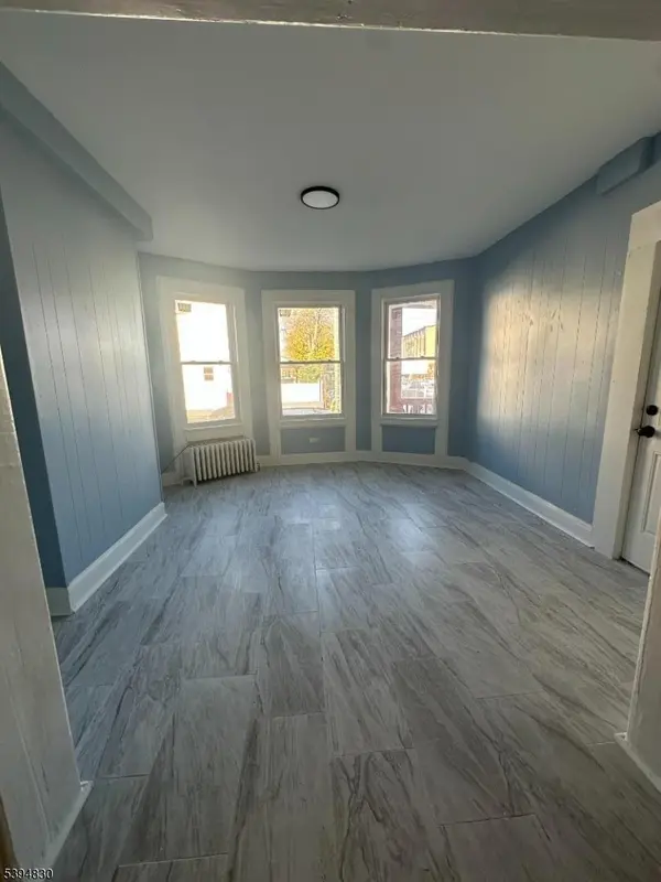 Paterson City, NJ 07514,334 11Th Ave #2