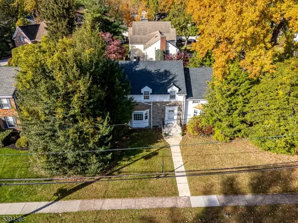 Metuchen Boro, NJ 08840,47 Clive St