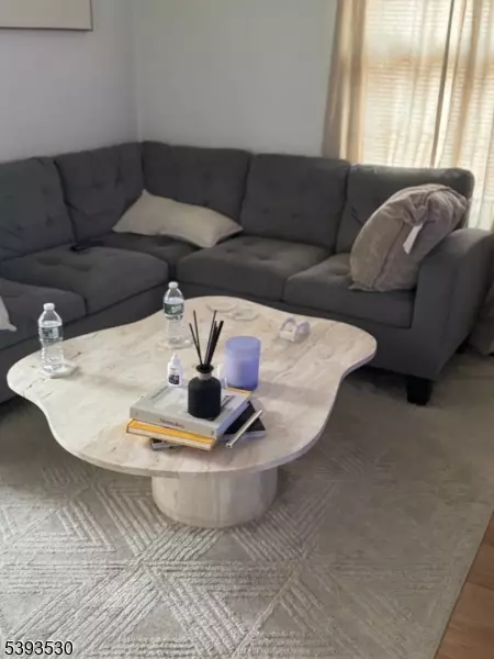 Kearny Town, NJ 07032,89 Ivy St