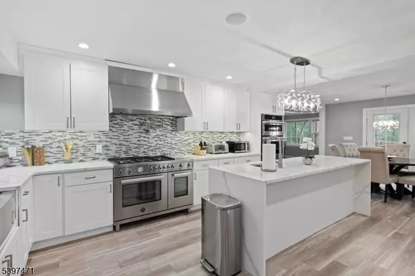 276 River Dr, River Vale Twp., NJ 07675