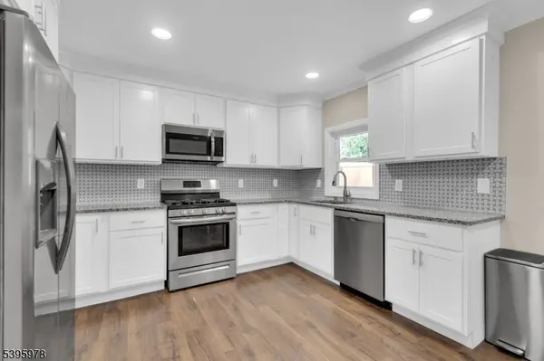 55 Lyons Rd, Jefferson Twp., NJ 07438