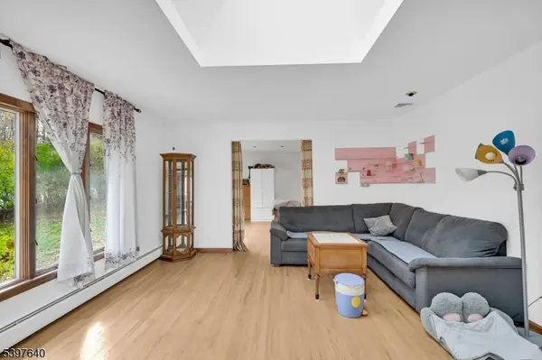 West Milford Twp., NJ 07421,699 E Shore Rd