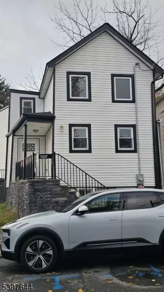 441 S 9Th St, Newark City, NJ 07103