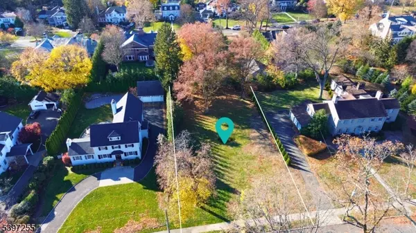 Ridgewood Village, NJ 07450,152 Fairmount Rd