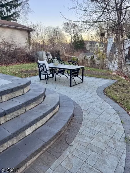 Mount Olive Twp., NJ 07828,10 Eisenhower St