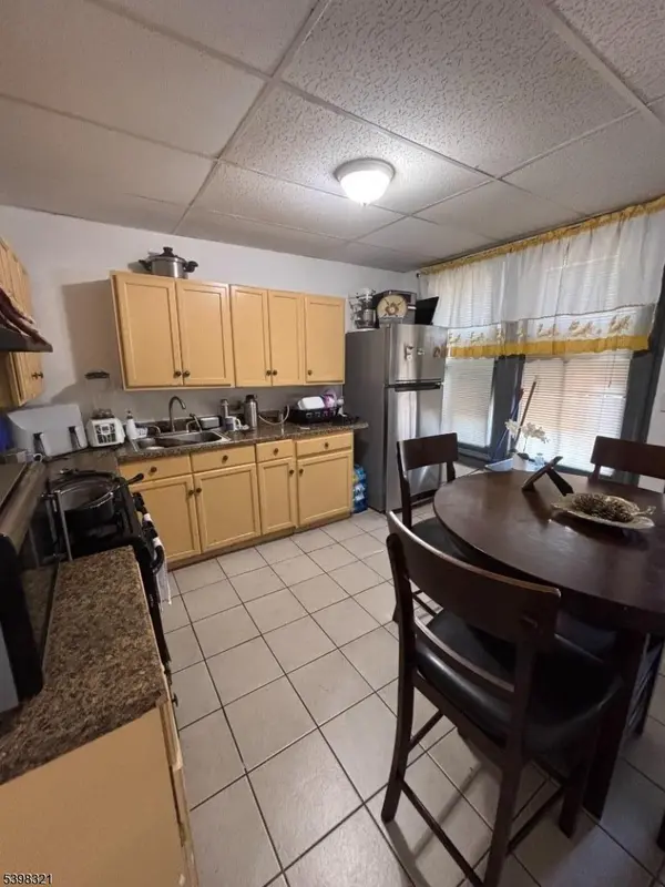 Paterson City, NJ 07524,552 River St