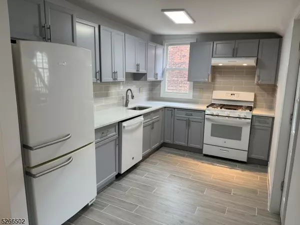 158 Lafayette St #2, Newark City, NJ 07105