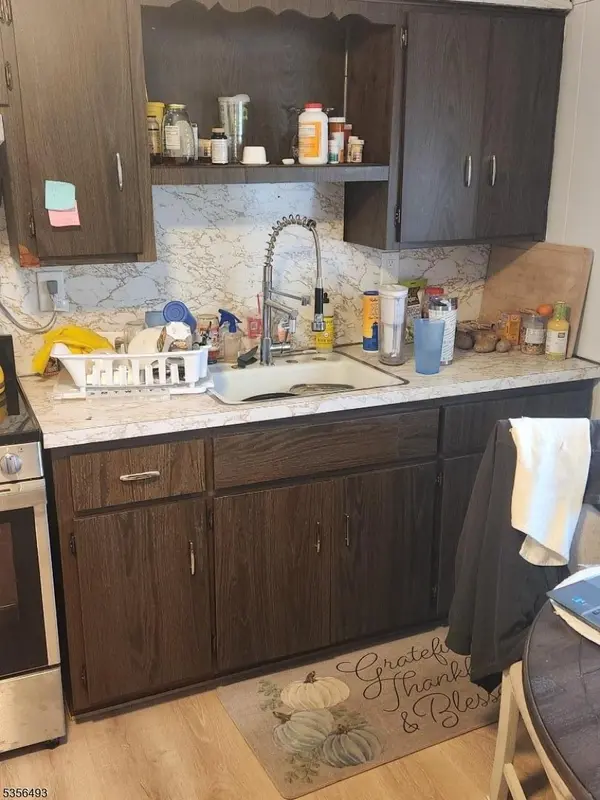 Plainfield City, NJ 07062,1424 E Front St #2