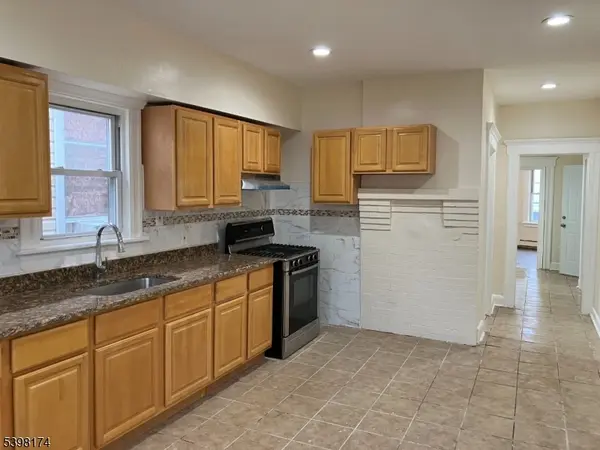 Newark City, NJ 07106,164 Stuyvesant Ave